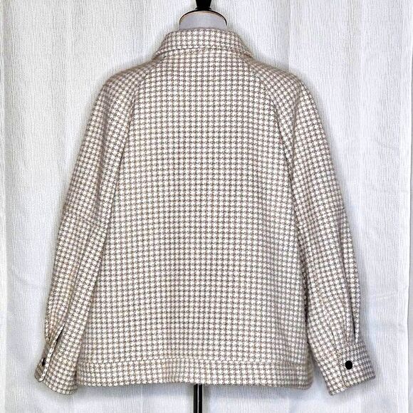 Greylin Anthropologie Taupe & Metallic Oversized Button Front Knit Shirt… - Picture 3 of 16